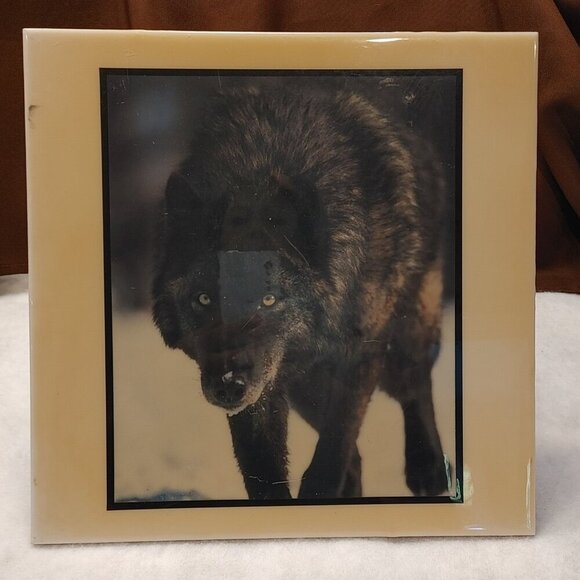 Vintage "Grey Wolf Stalking #626" By Artiles, A.R.T Co. - Picture 2 of 7